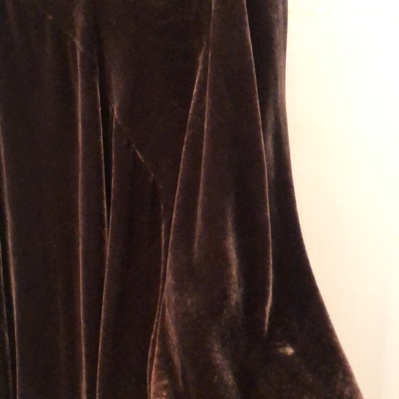 Velveteen long skirt - Picture 2 of 3